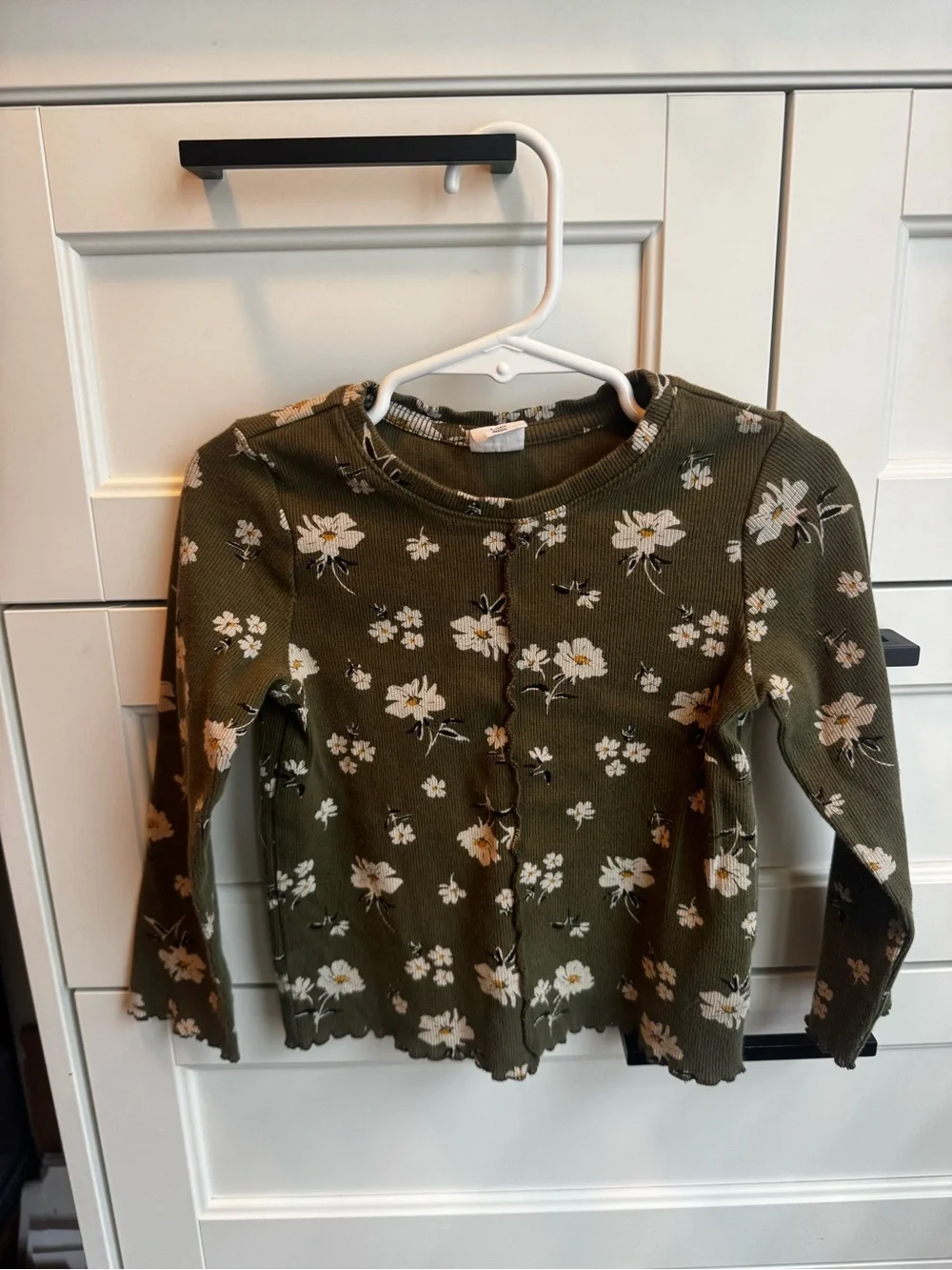 Babygap 4T long sleeve flower shirt